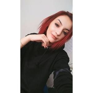 Meet your Posher, Lorena